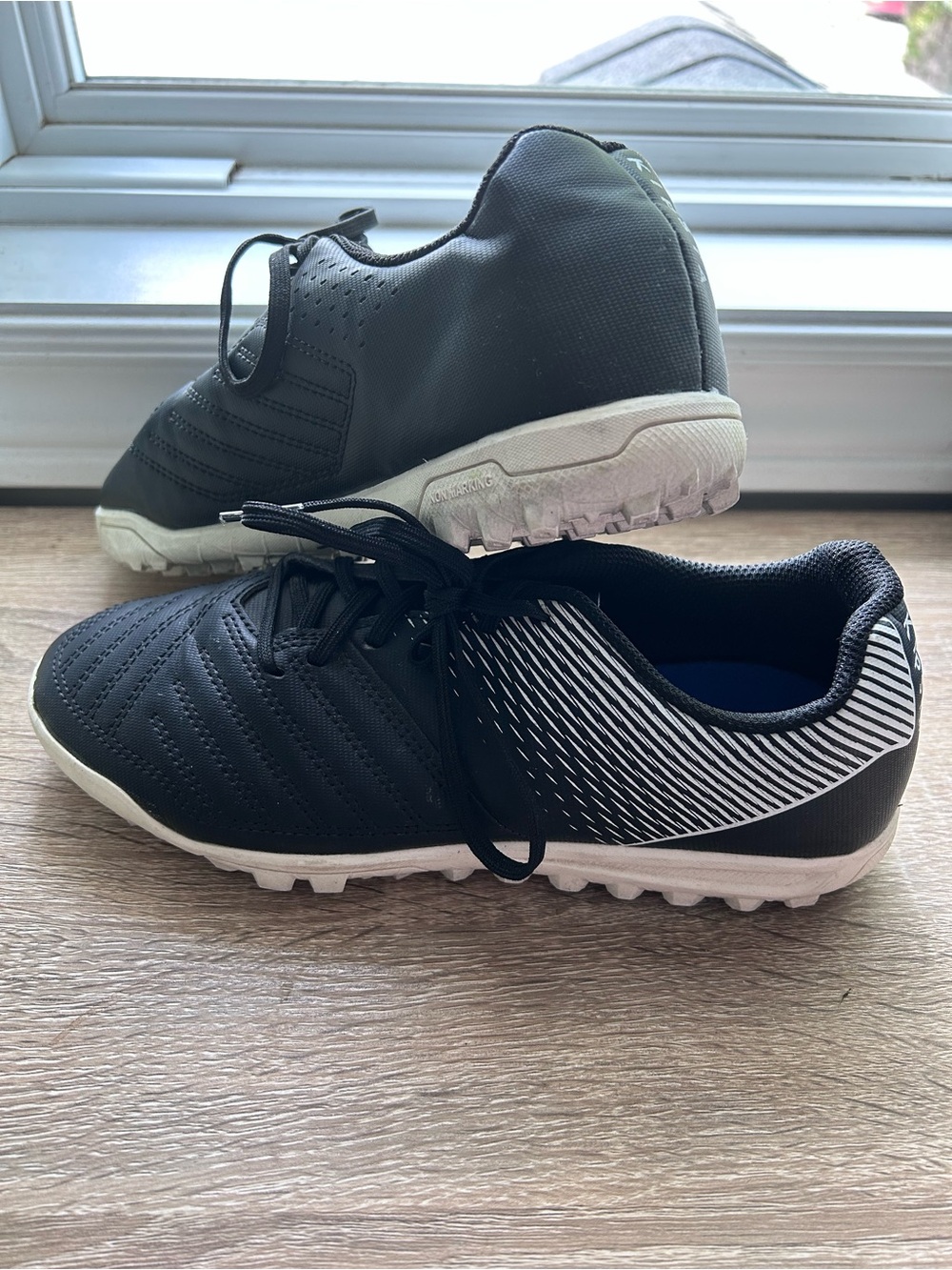 KIPSTA Soccer Cleats - Agility 100 Black